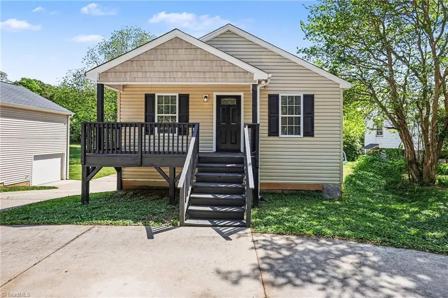 211 Turner Street, Winston Salem, NC 27104 - #2