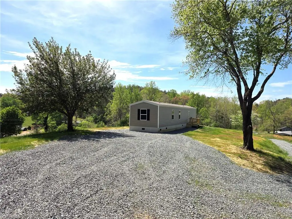 2195 Lynchburg Road, Westfield, NC 27053 - #1