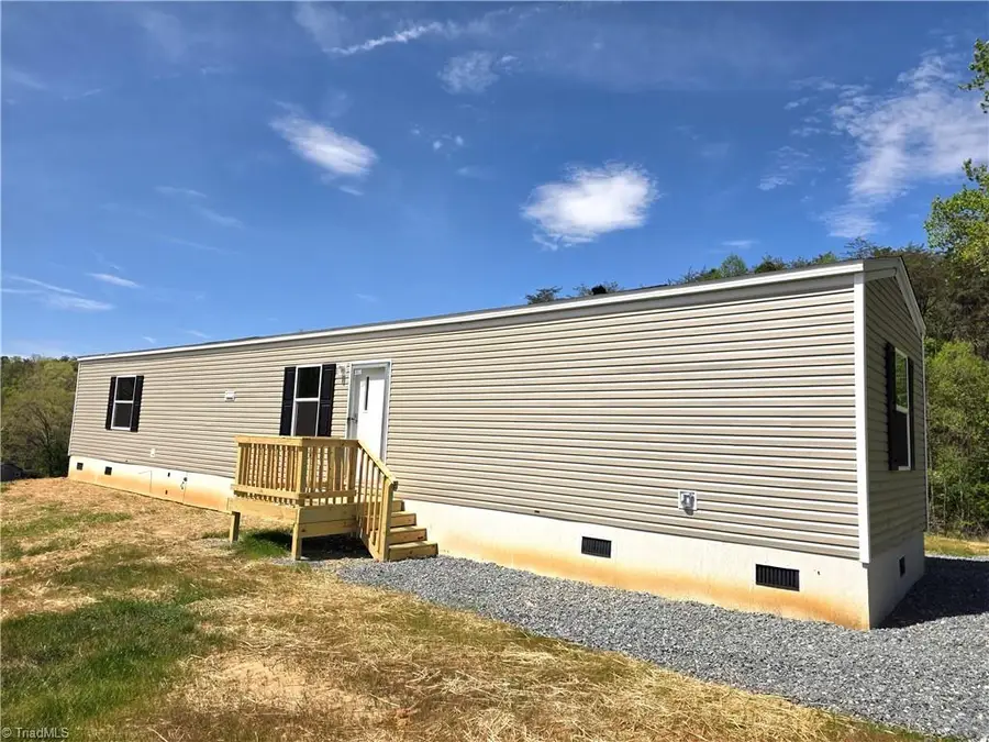 2195 Lynchburg Road, Westfield, NC 27053 - #3