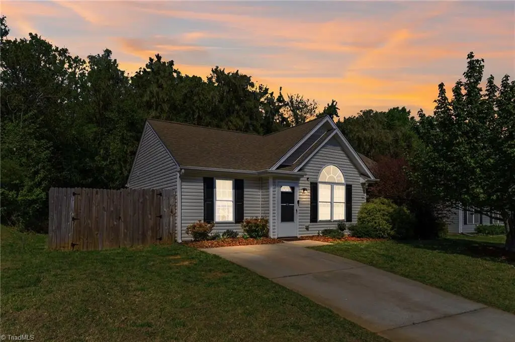 11 Franklinwood Drive, Greensboro, NC 27401 - #1