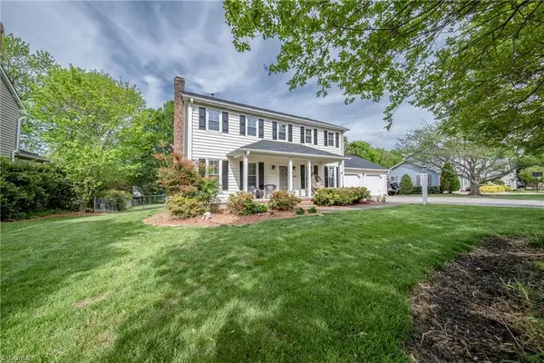 3805 Oak Forest Drive, High Point, NC 27265