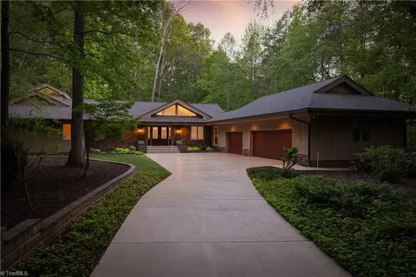 501 W Poplar Ridge Court, Greensboro, NC 27455