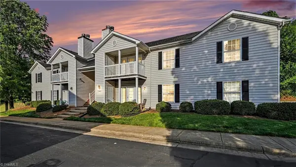 7145 W Friendly Avenue #H, Greensboro, NC 27410