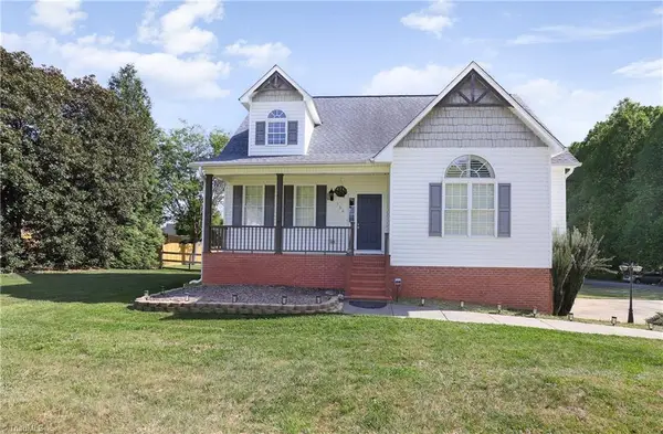 100 Woodstaff Road, Kernersville, NC 27284