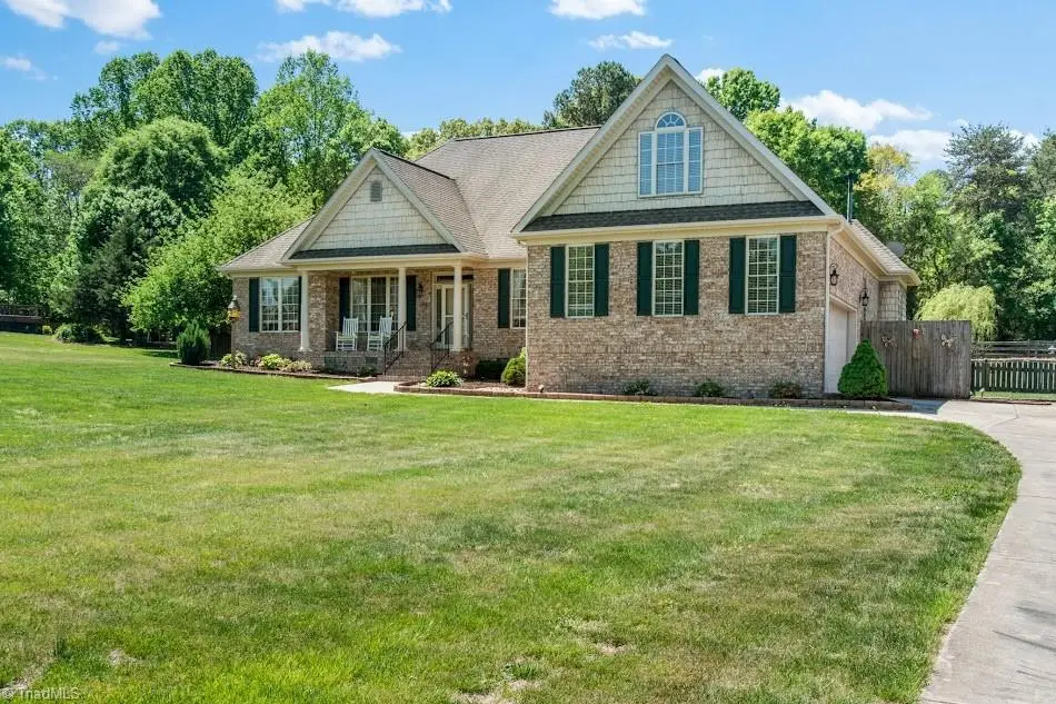 160 Serenity Pointe Drive, Kernersville, NC 27284 - #1