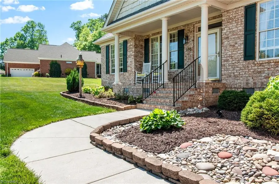160 Serenity Pointe Drive, Kernersville, NC 27284 - #3