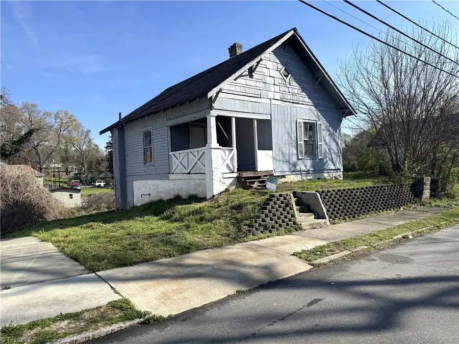1211 NE 22nd Street, Winston Salem, NC 27105 - #2