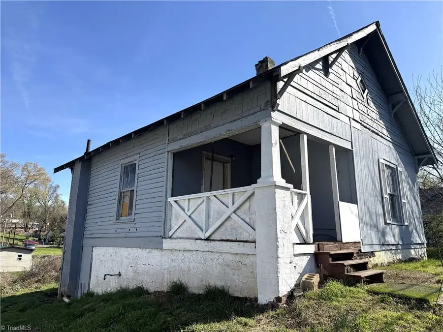 1211 NE 22nd Street, Winston Salem, NC 27105 - #3