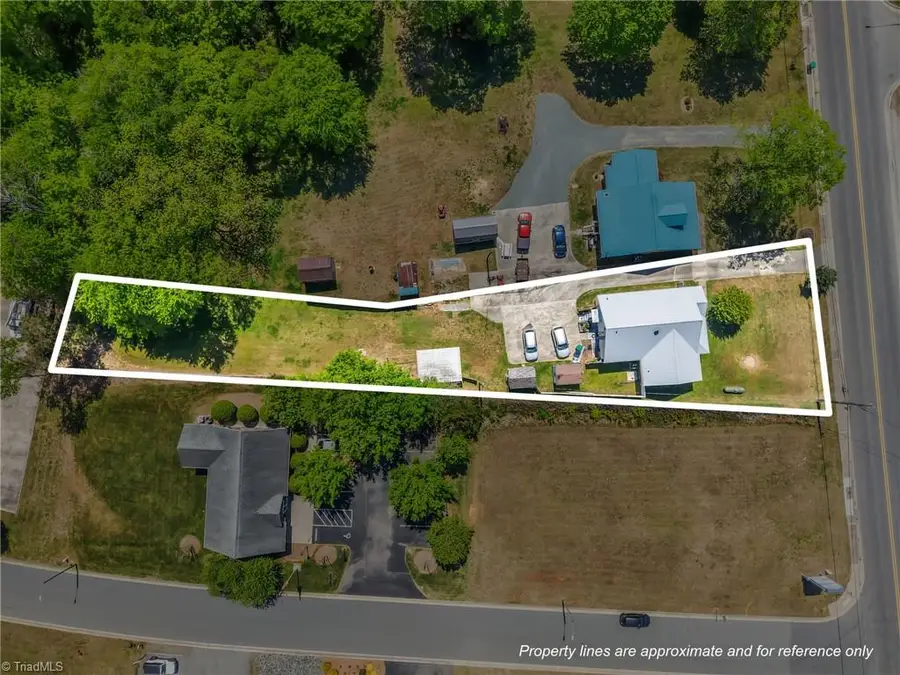 4160 S Nc Highway 62 E, Burlington, NC 27215 - #2