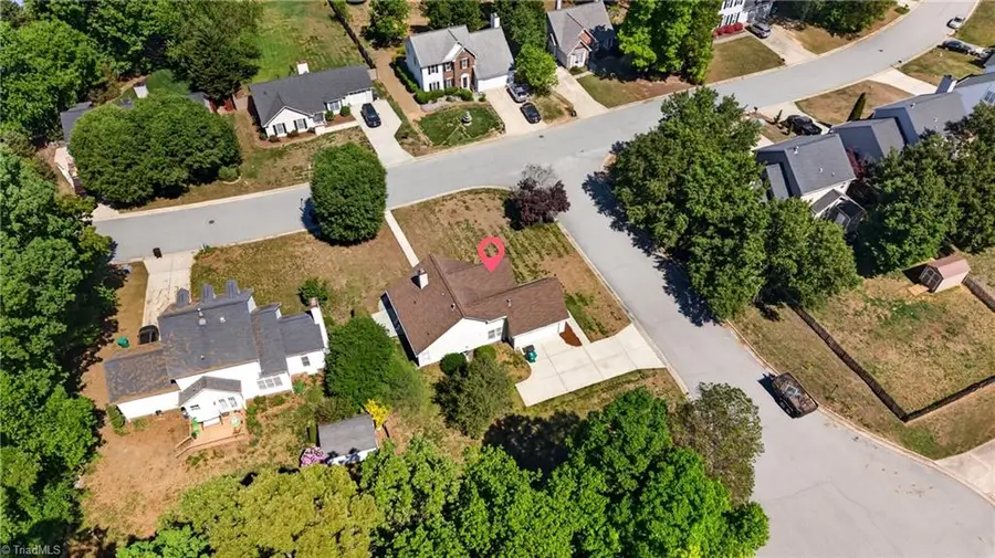 3401 Timberwolf Avenue, High Point, NC 27265 - #3