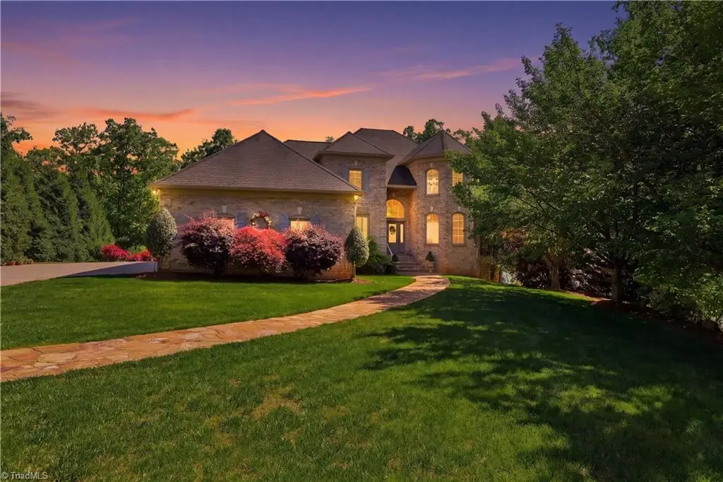 189 Harbor Drive W, Lexington, NC 27292 - #1