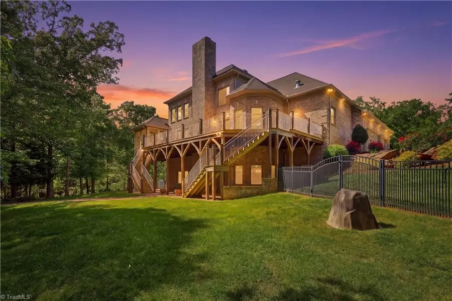 189 Harbor Drive W, Lexington, NC 27292 - #2