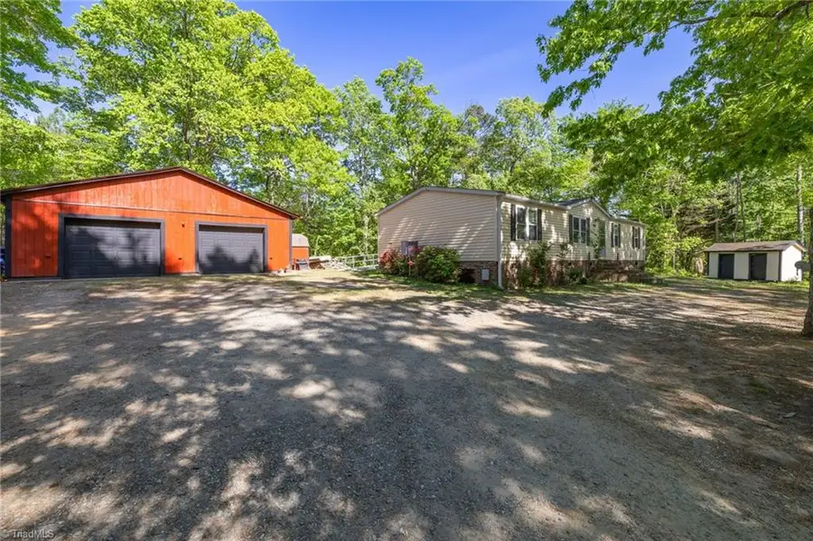 2811 Wagonwheel Road, Reidsville, NC 27320 - #3