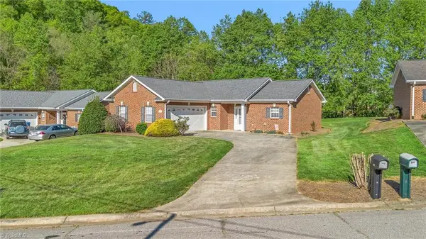 210 Old Brickyard Circle, North Wilkesboro, NC 28659