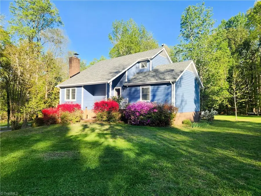 7203 Saint Crispins Way, Summerfield, NC 27358 - #2