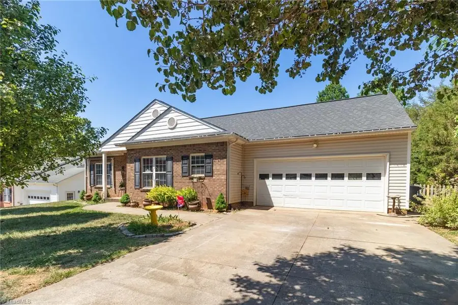 104 Water Mill Road, Kernersville, NC 27284 - #2