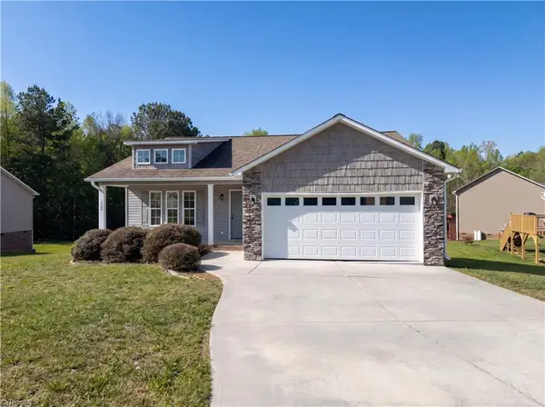 224 Santa Fe Circle, Thomasville, NC 27360