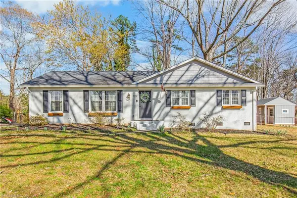 225 Summerglen Drive, Lewisville, NC 27023