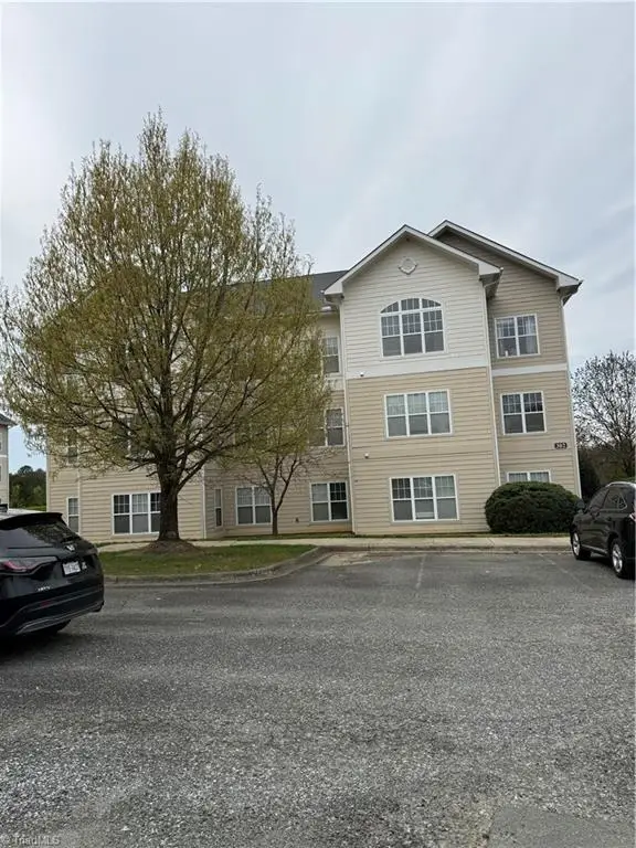 302 Campus Walk Trail #203, Elon, NC 27244 - #1