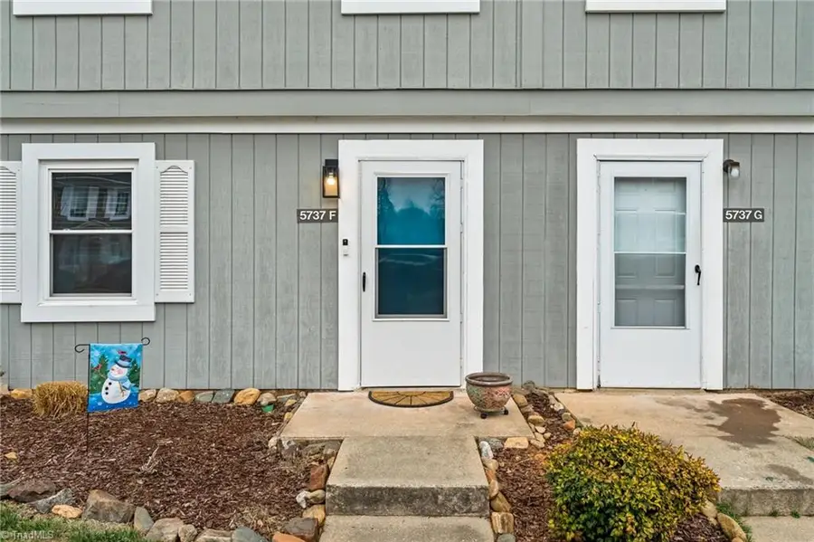 5737 Bramblegate Road, Greensboro, NC 27409 - #2