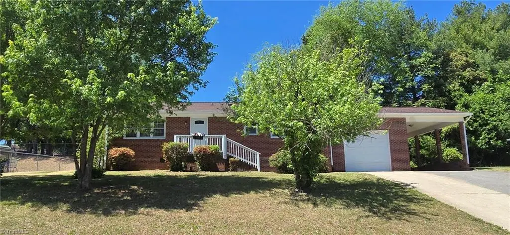 1416 Clark Avenue, Winston Salem, NC 27105 - #1