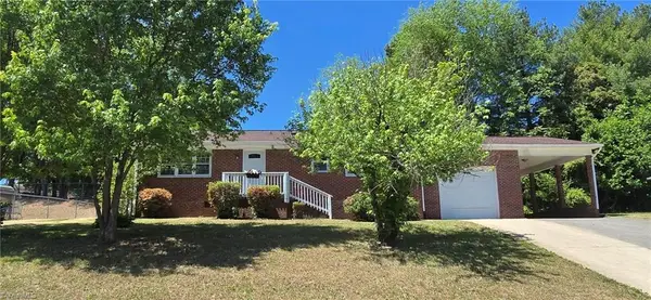 1416 Clark Avenue, Winston-Salem, NC 27105