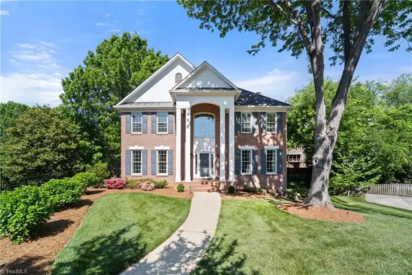1004 Blakeford Court, Winston-Salem, NC 27106
