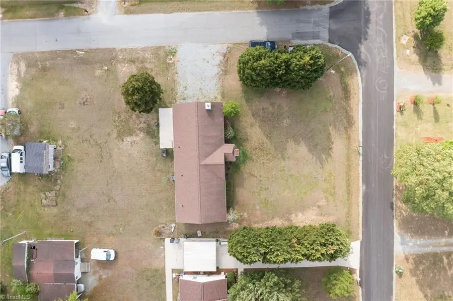 310 Carriage Loop, Burlington, NC 27217 - #3