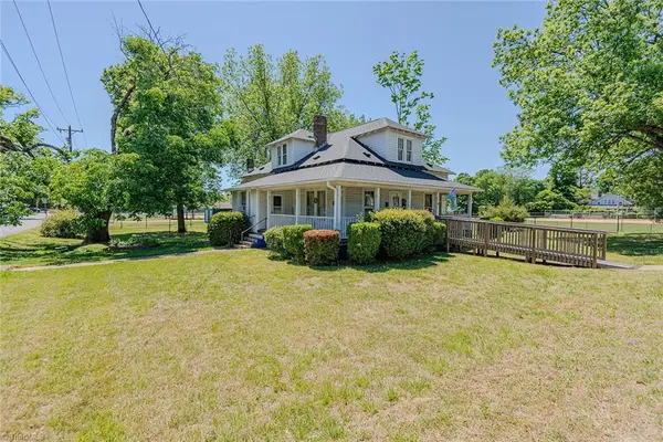 301 W Lee Street, Mebane, NC 27302