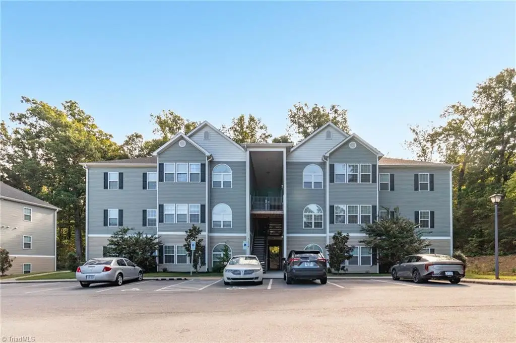 2608 Pennoak Way #F, Greensboro, NC 27407 - #1