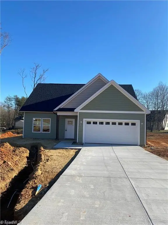 1016 Fairfield Drive, Yadkinville, NC 27055 - #1