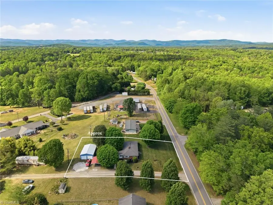 631 Rock Creek Road, North Wilkesboro, NC 28659 - #3