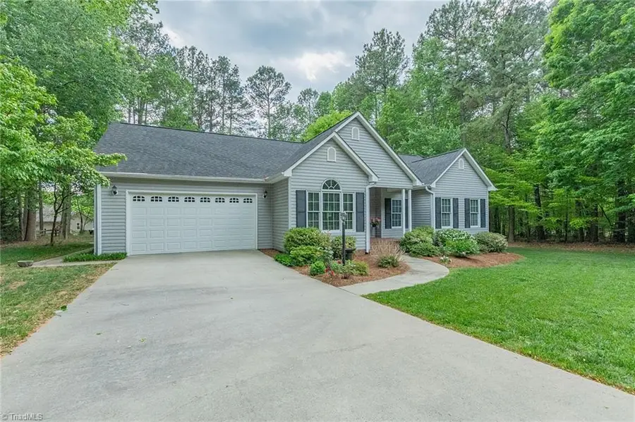 5613 Birkdale Drive, Lexington, NC 27295 - #2