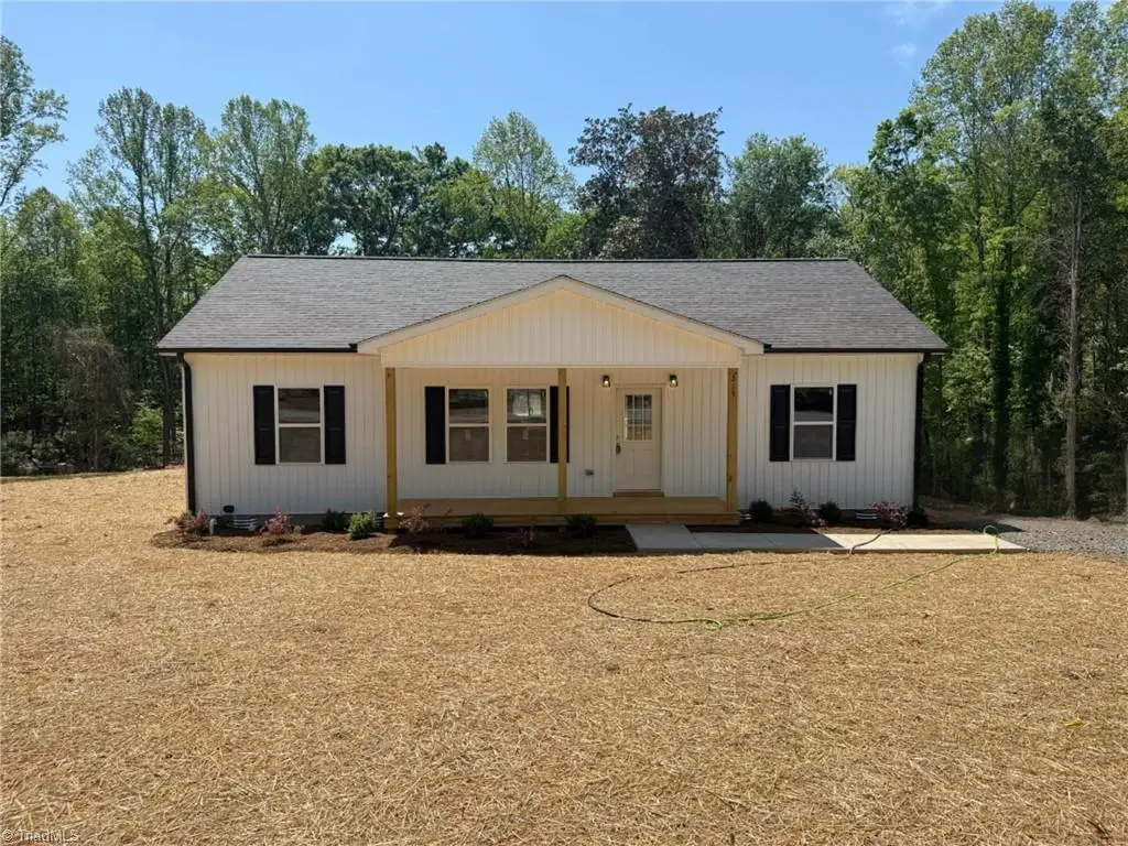 315 N Oakland Avenue, Eden, NC 27288 - #1