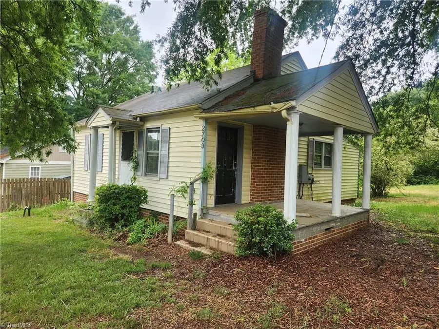 2709 Eastwood Drive, Winston Salem, NC 27107 - #2