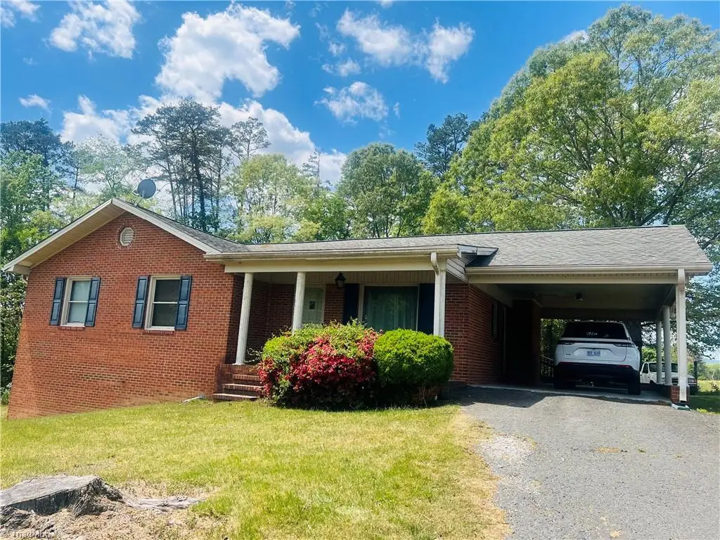 505 Belvue Drive, Mount Airy, NC 27030 - #1