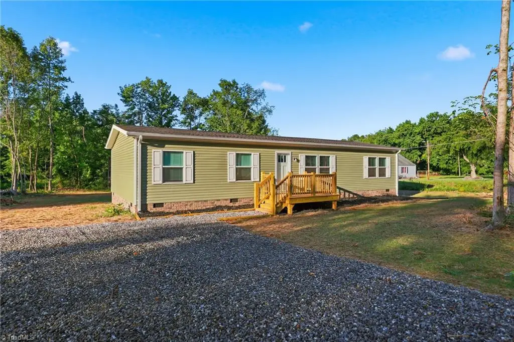 4433 Old Us Highway 421, Hamptonville, NC 27020 - #1