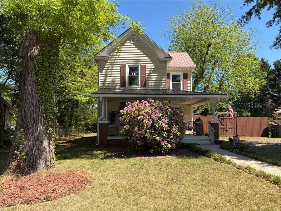 805 Watson Street, Reidsville, NC 27320 - #2