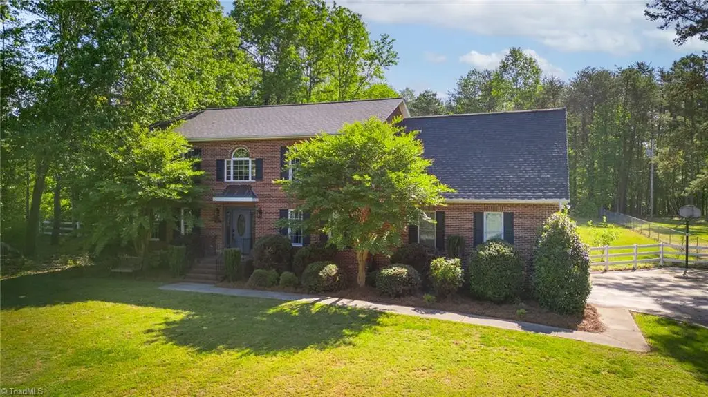 2550 Rowe Road, Lexington, NC 27295 - #1