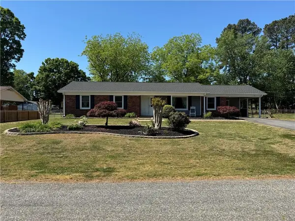 2436 Wickham Road, Kernersville, NC 27284