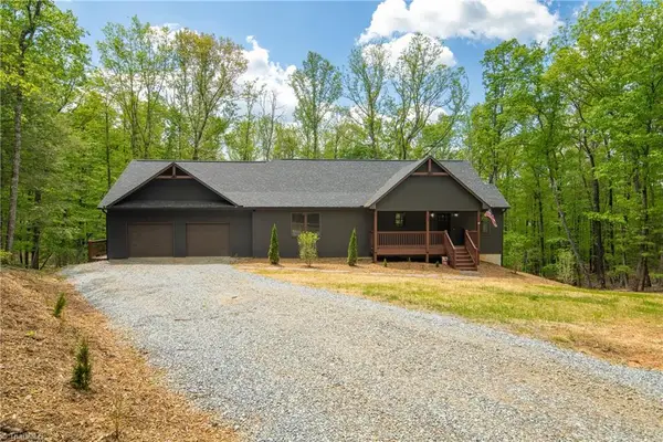 115 Pine Burr Drive, Purlear, NC 28665
