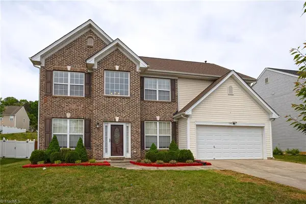 1336 Pondhaven Drive, High Point, NC 27265