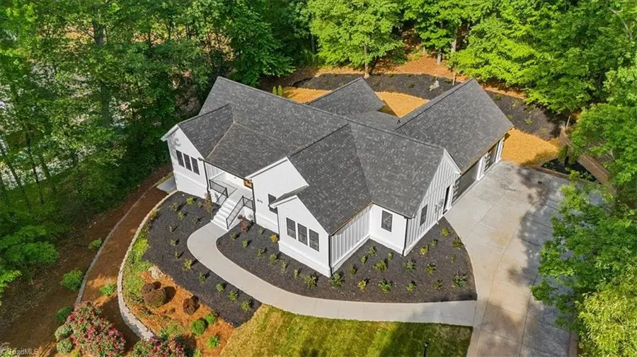 3613 Summit Lakes Drive, Browns Summit, NC 27214 - #3