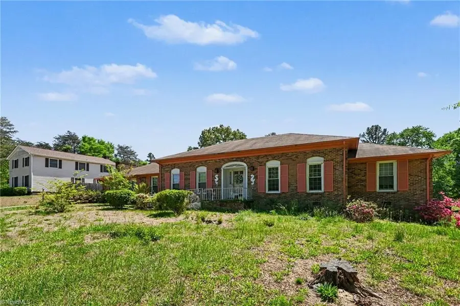 532 Greenwood Drive, Burlington, NC 27217 - #2