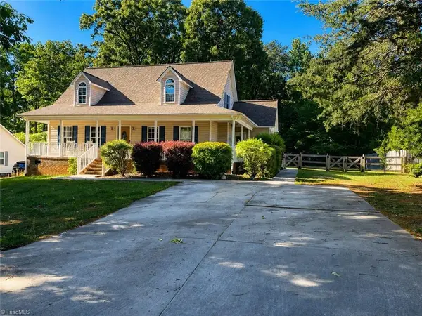 695 Old Castle Drive, Randleman, NC 27317