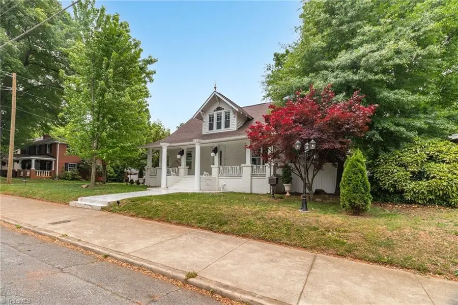 501 W 2nd Avenue, Lexington, NC 27292 - #3