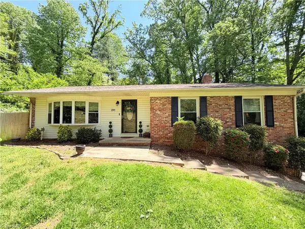 281 Emory Street, North Wilkesboro, NC 28659