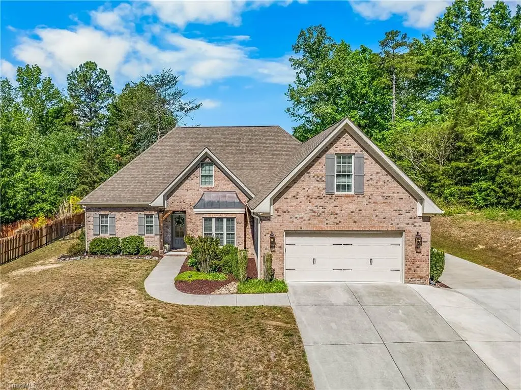 135 Bay Tree Lane, Thomasville, NC 27360 - #1
