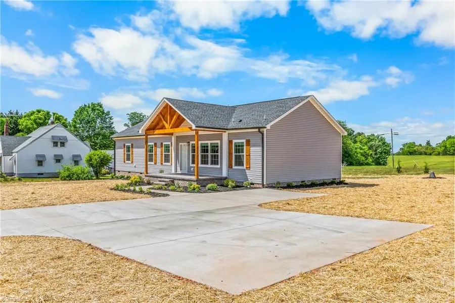 4735 Nc Highway 67, Boonville, NC 27011 - #2