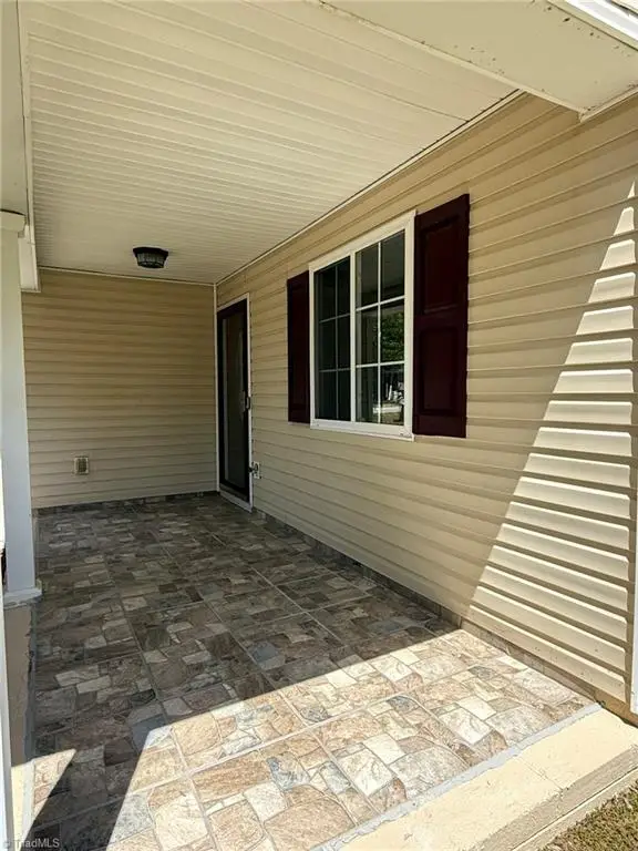 4 Vodington Circle, Greensboro, NC 27405 - #3